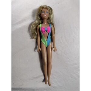 Vintage Hasbro 1988 Beachy Keen Maxie Doll W Signature‎ Green And Blue Swimsuit